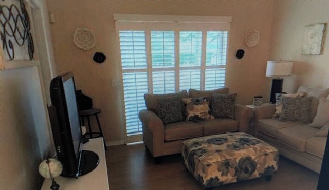 New Listing Beautiful Sw Fl Condo Ground Unit-Monthly Rental