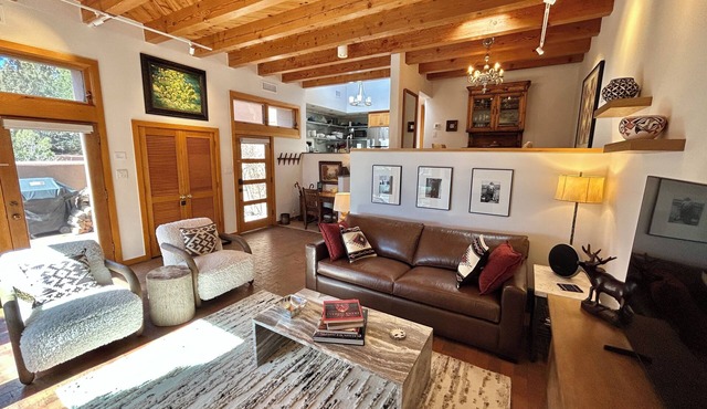 New Listing! Beautiful 2-bedroom condo in magical Santa Fe