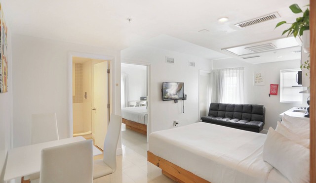 NEW LISTING! Belleza Miami Beach Premium 1BR Sleeps 5