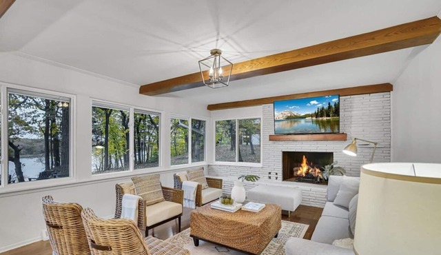 New Listing!- Birch lake Cozy Cottage