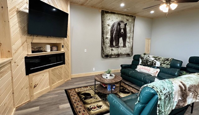 NEW LISTING! BRAND NEW with 2 beds/2 baths - Spacious, Mountain Views, Central