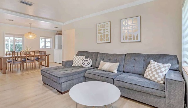 New Listing Cozy Miami Springs | Relaxing Retreat