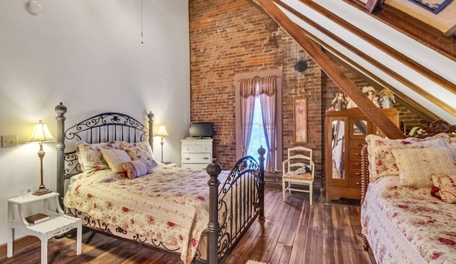 NEW LISTING! Dickinson Room by Main Street Bed & Breakfast