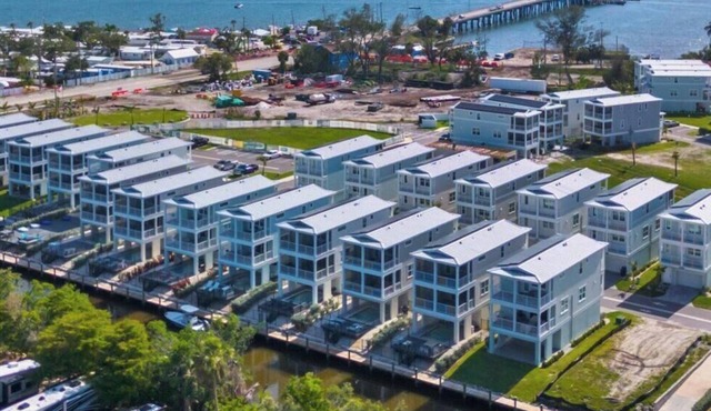 ⚓New Listing Discounts! Canal Home-Heated Pool, Game Room, Tesla Charger, & More⚓
