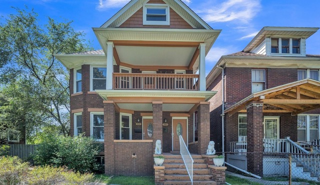 NEW LISTING! Downtown Detroit Adjacent - Southwest 2nd FL Apt by RedAwning