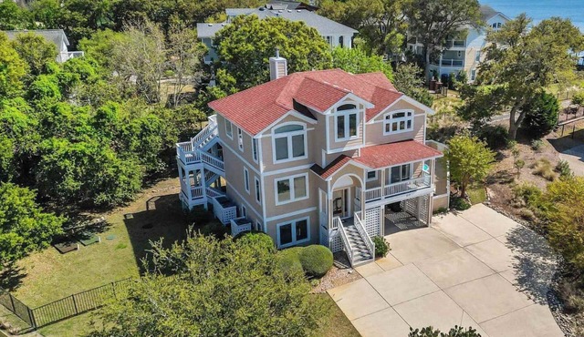 New Listing! Game room, Private pool & Hot Tub