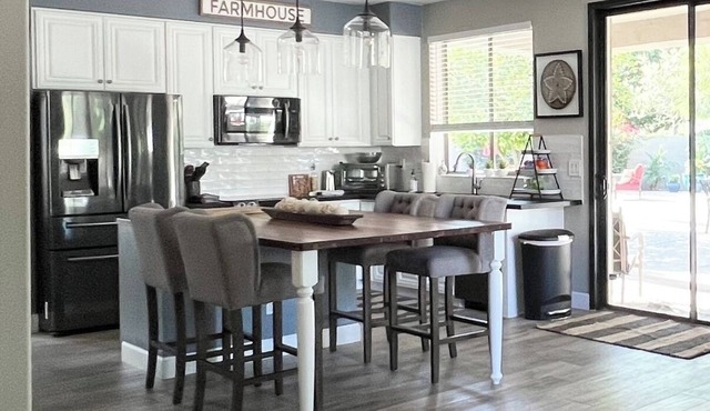 New Listing. Gorgeous Custom Home, Resort Amenities, Heated Pool, Stay in Luxury