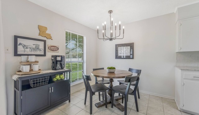 New Listing! Great location in Lafayette