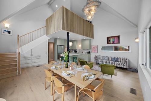 New Listing Hillside Villa by Colby & Conrad