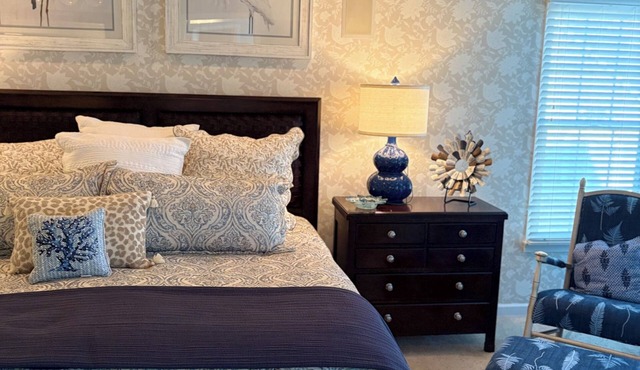New Listing!ImmaculateModel Home! Must see.nSo many family amenities!