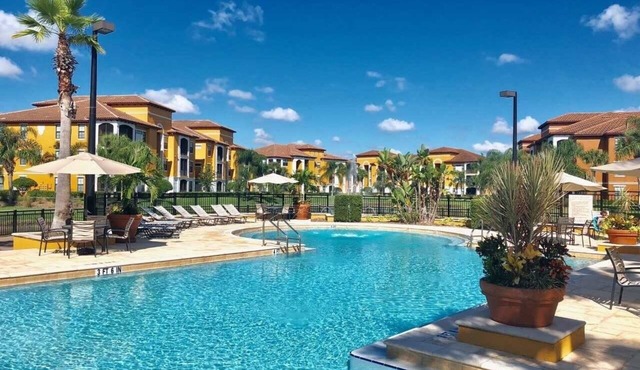 *NEW LISTING* Incredible Lake View!