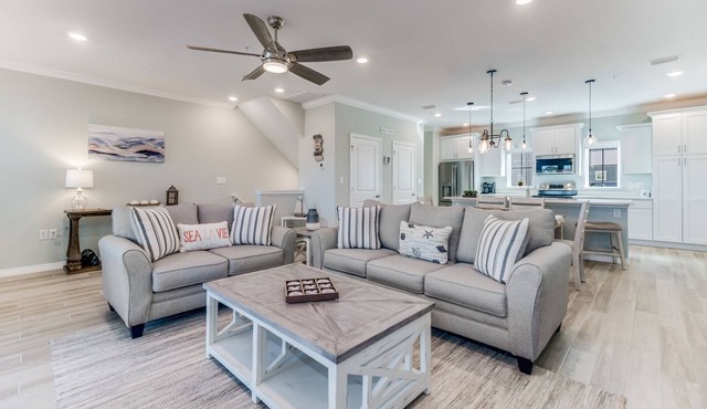 NEW LISTING! Lost Key Golf & Beach Club Anchor's Away - NO HASSLE CHECK OUT