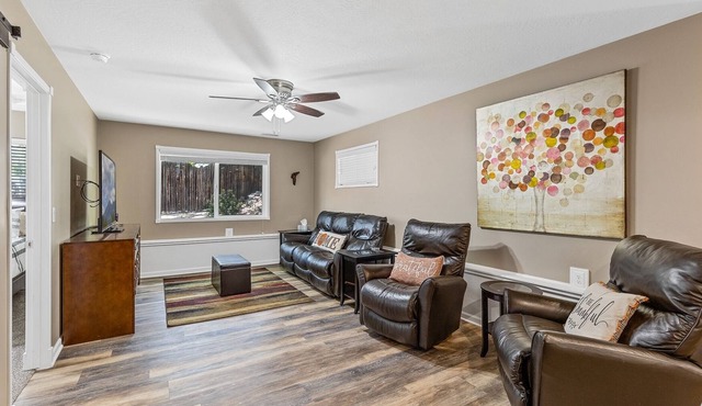 New Listing! Lovely, Enchanting, Family Friendly Home! Central Location!