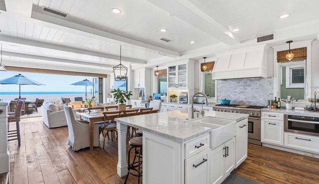 NEW LISTING! Luxury Beach House on the Sand