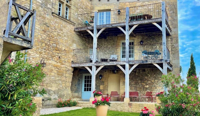 New Listing! Maison Delluc with Spectacular Vistas