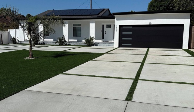 New Listing-Modern 4 Bedroom House with large fenced yard.