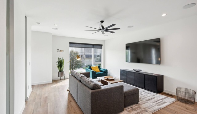 NEW LISTING! New Modern Townhome with Rooftop Patio by RedAwning