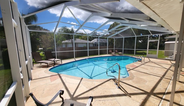 NEW listing only 11 miles from beautiful Clearwater Beach!