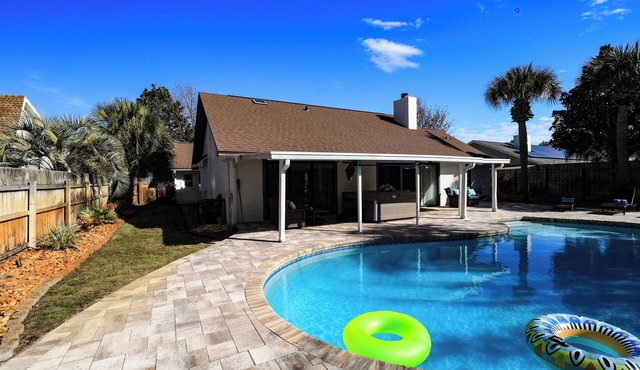 New Listing! Private Pool & Hot Tub! Near the Beach!