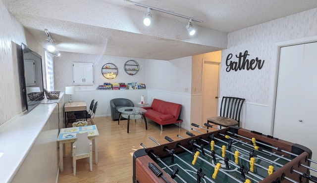 New Listing Promotion-Cozy&Spacious 4 BR/2BA house w/Game Room in central Mpls