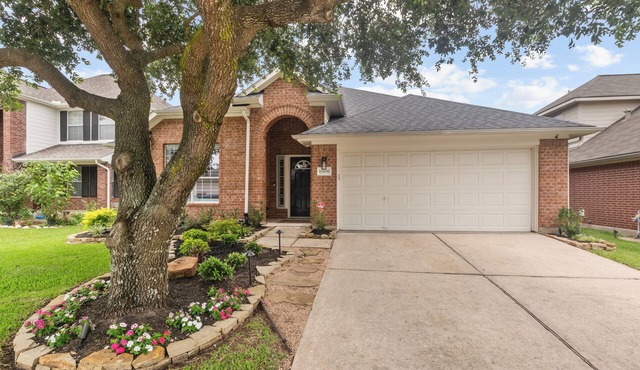 NEW LISTING - Refined Comfort Meets Pet-friendly Backyard Serenity