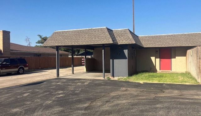 NEW LISTING Right At Home-Midland Cowboy Siesta Corner Lot w/Patio & Cov'd Park