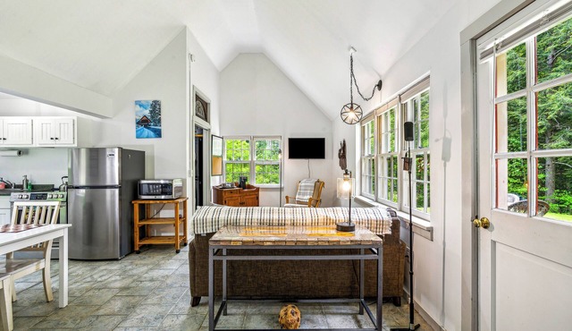 NEW LISTING Rustic Charm Meets Modern Comfort at Rock Haven Sugar House in Reading, VT