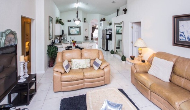 New Listing! Seasons Resort, 6mi to Disney & 11mi to Universal - IP64290