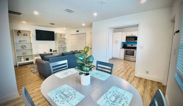 New Listing! Secret Serenity! Pool! 5min to Beach!