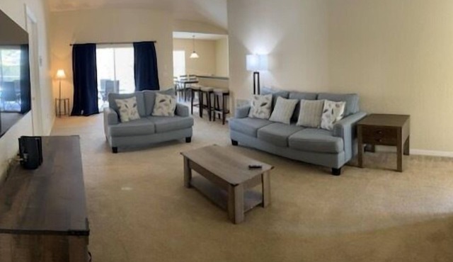 New Listing! Silver Creek Resort, 4mi to Disney & 13mi to Universal - FS376683