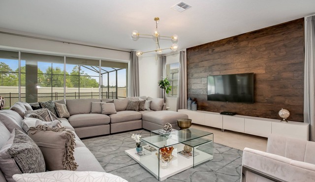 New Listing! Solara Resort, 8mi to Disney & 15mi to Universal - FS309887