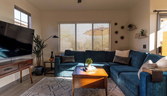 New Listing Special! 3 Bedroom House in Prime Desert Ridge Location