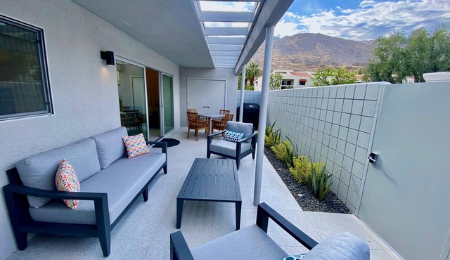 New Listing: Stunning Newly Remodeled Mid-Century Condo