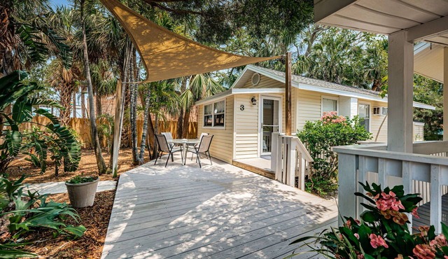 New Listing Sunset Tropical Beach Bungallow