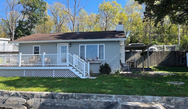 NEW LISTING - Super 2 bedroom home with 72’ of Conesus lakefront