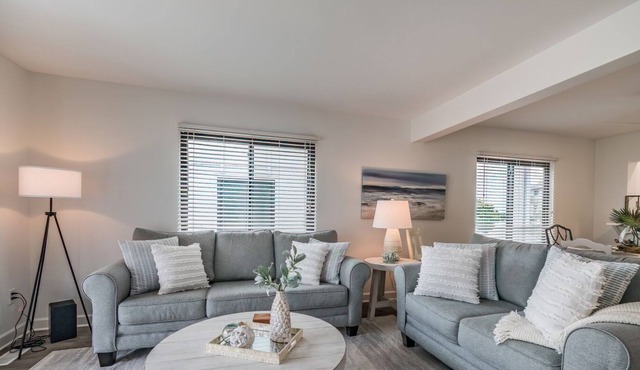 NEW LISTING - First Floor Villa - Short walk to the Beach and Pool