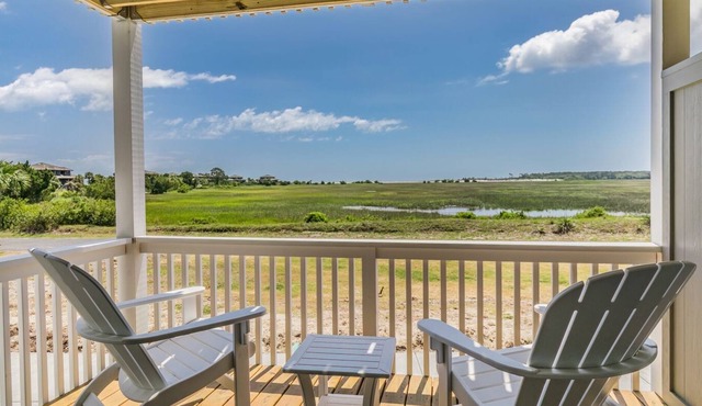 New Listing - Blue Oyster Villa - Views of the Marsh and Creek