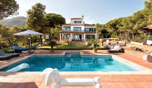 NEW LISTING: Villa Costa Barcelona with sea views!