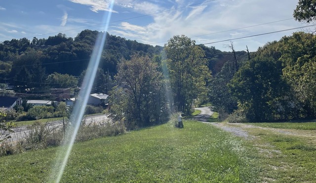 NEW Listing w/amazing views