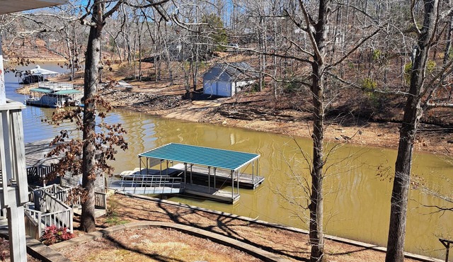 New ListingnWarren Cove 6bd 3.5ba home Sleeps 22, ramp, dock plenty of parking