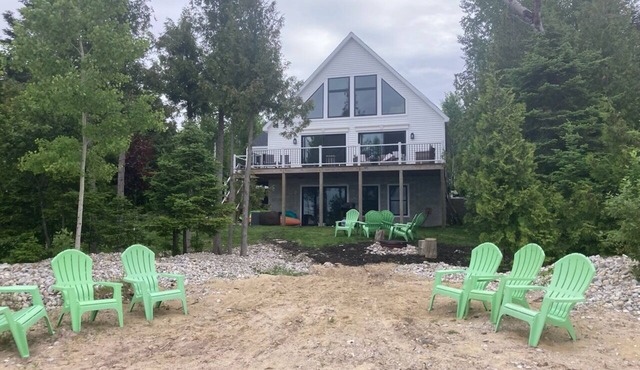New, Little Traverse Bay water front, bike ride to Bay Harbor Resort