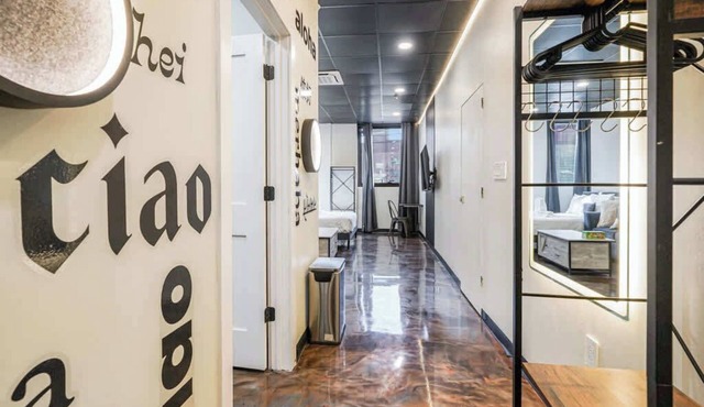 *New* Loft 3 min to Local hospitals Sleeps 4