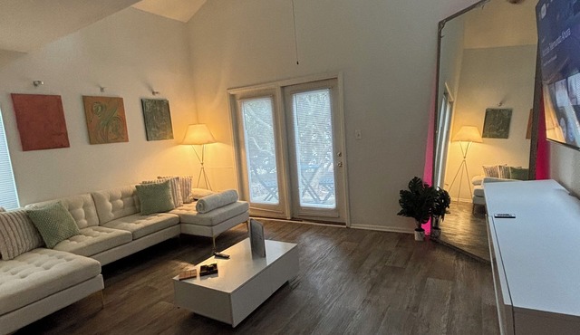 NEW! Loft style apt Lake Access
