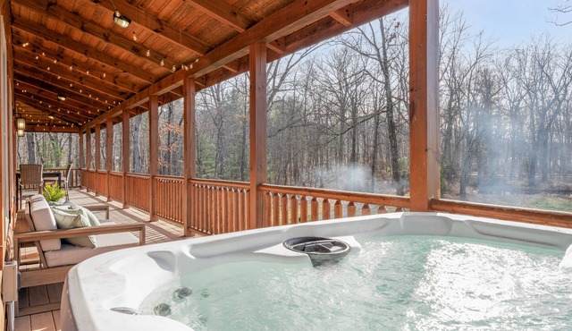 NEW*Log Cabin*HotTub*Massanutten