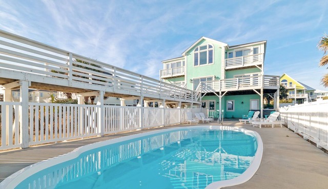 NEW Look-Luxury Oceanfront Home in Dolphin Ridge W/Pool & Hot Tub🐬Epic Views