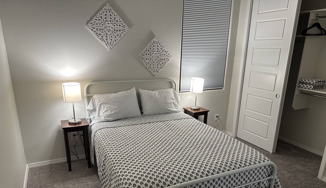 New Los Lunas Home 5 min from Facebook and Los Lunas.