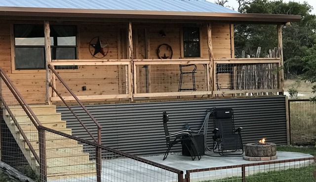 New lower rates. Great reviews Elevated deck, Pet friendly, Romantic scenic