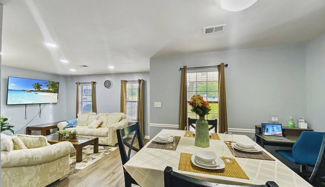 NEW! Luxe Cottage w/Fireplace < 10 Mi to Augusta