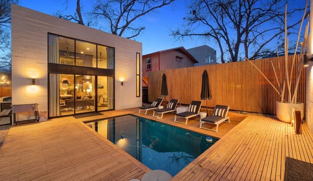 NEW Luxe DT Austin Oasis | Pool | Casita