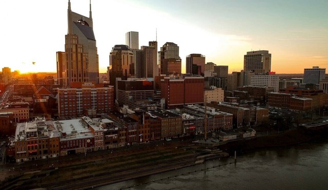 New Luxe East Nashville Home Sleeps 6 Near DWTN